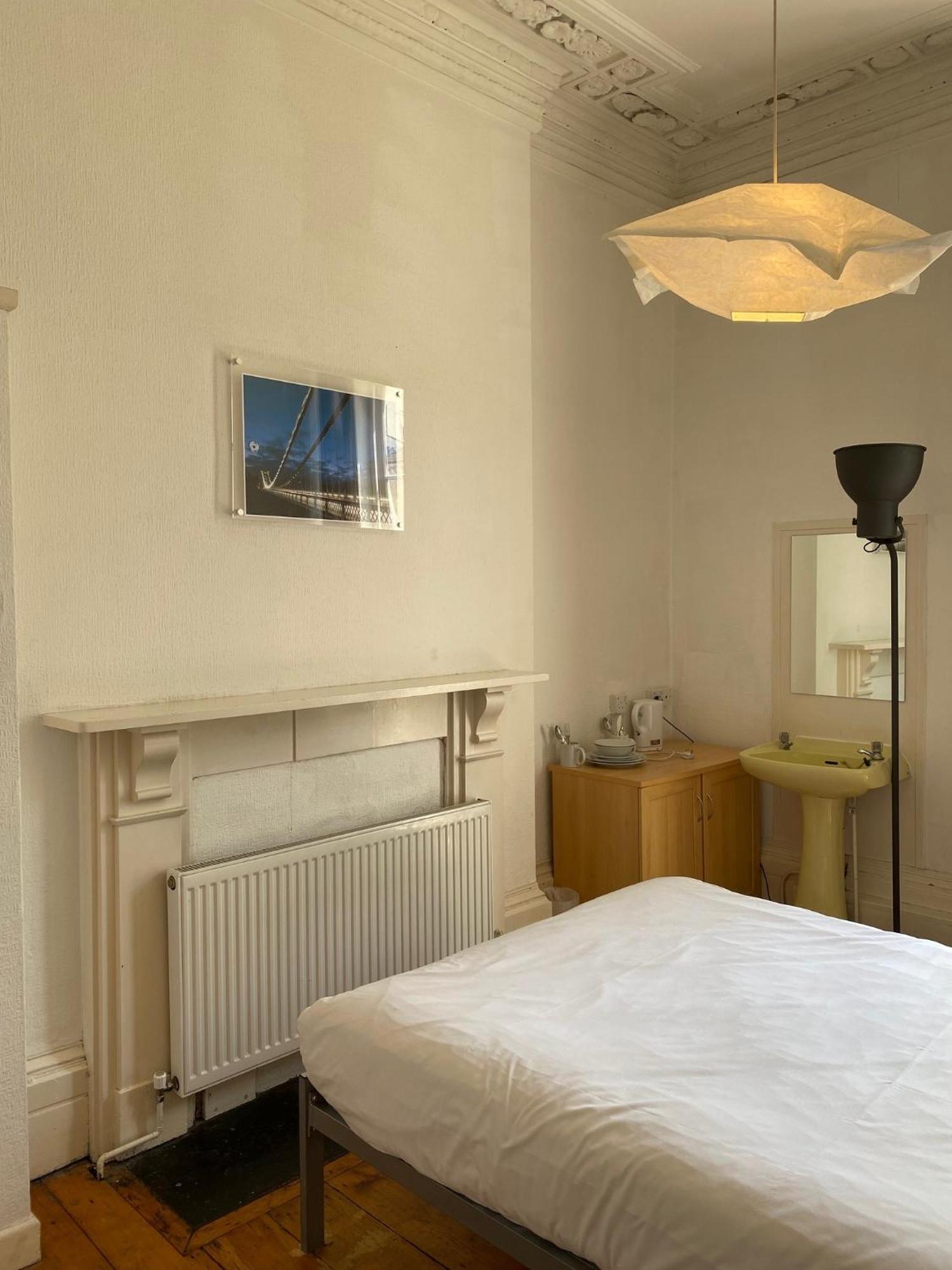 Westbourne Place Rooms - By Clifton Short Lets Bristol Bilik gambar