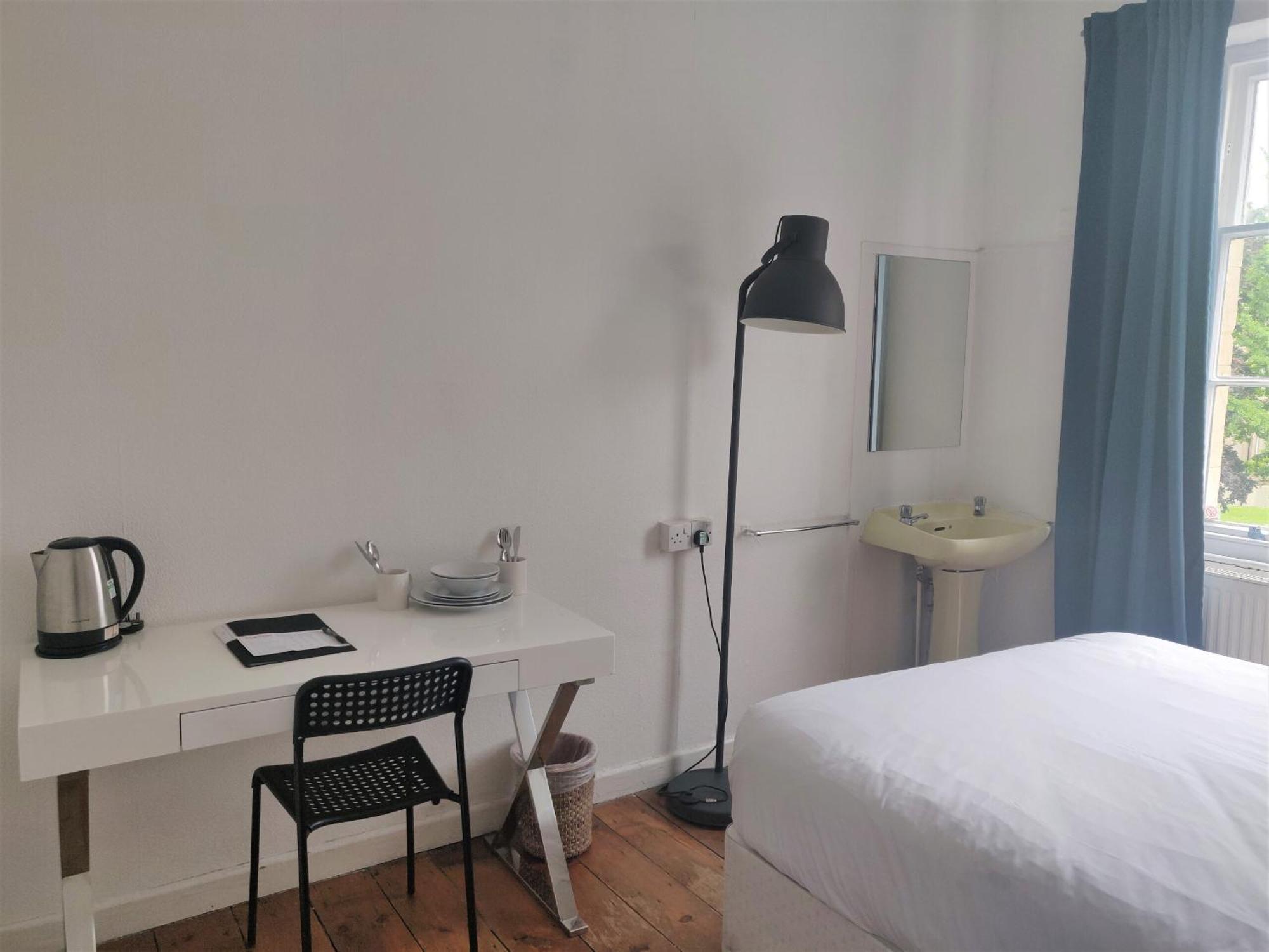 Westbourne Place Rooms - By Clifton Short Lets Bristol Bilik gambar